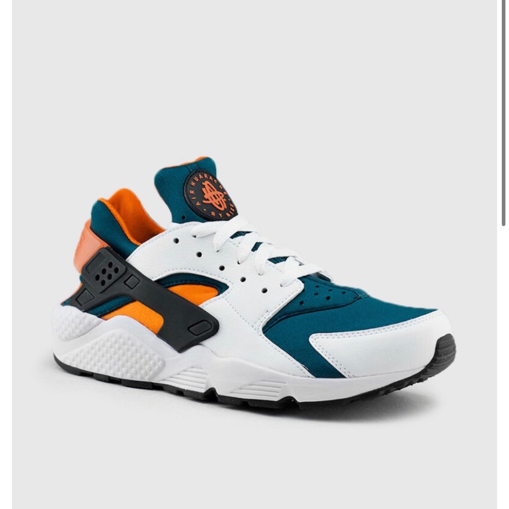 Nike Air Huarache Run 10.5 worn twice too small